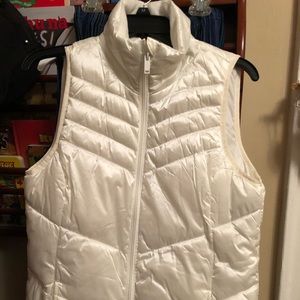 WOMEN’S XERSION PACKABLE PUFFER VEST